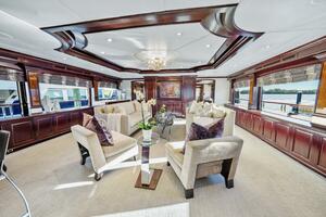 NICOLE EVELYN Worth Avenue Yachts