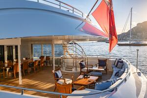 Bridge Deck Aft Seating