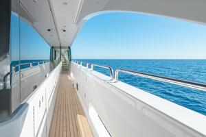 Side Deck