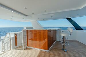 Flybridge Bar