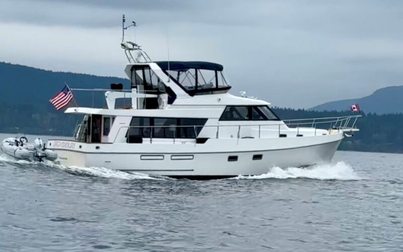 ISLAND GIRL - Underway Port Profile (002)